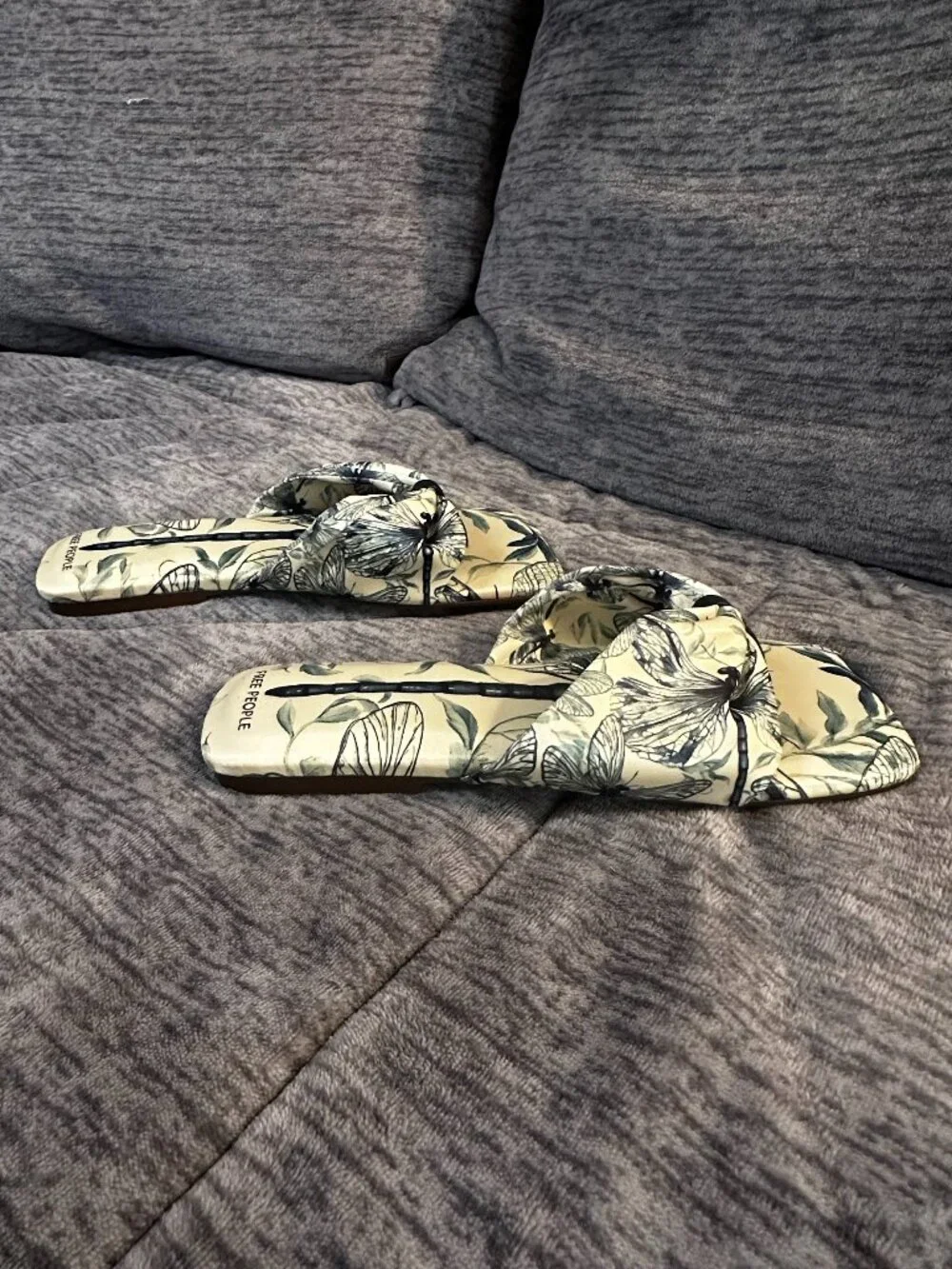 Free People Tia Ruched Sandals - Dragonfly Bandana - US 6 / UK 3
